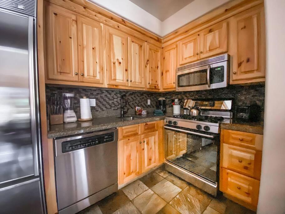 טלורייד 2 Bedroom Condominium - Luxury Skiin And Out מראה חיצוני תמונה